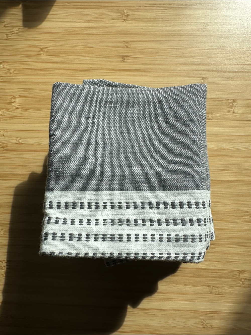 Studio 10 Gray and White Woven Linen Napkin Set of 4